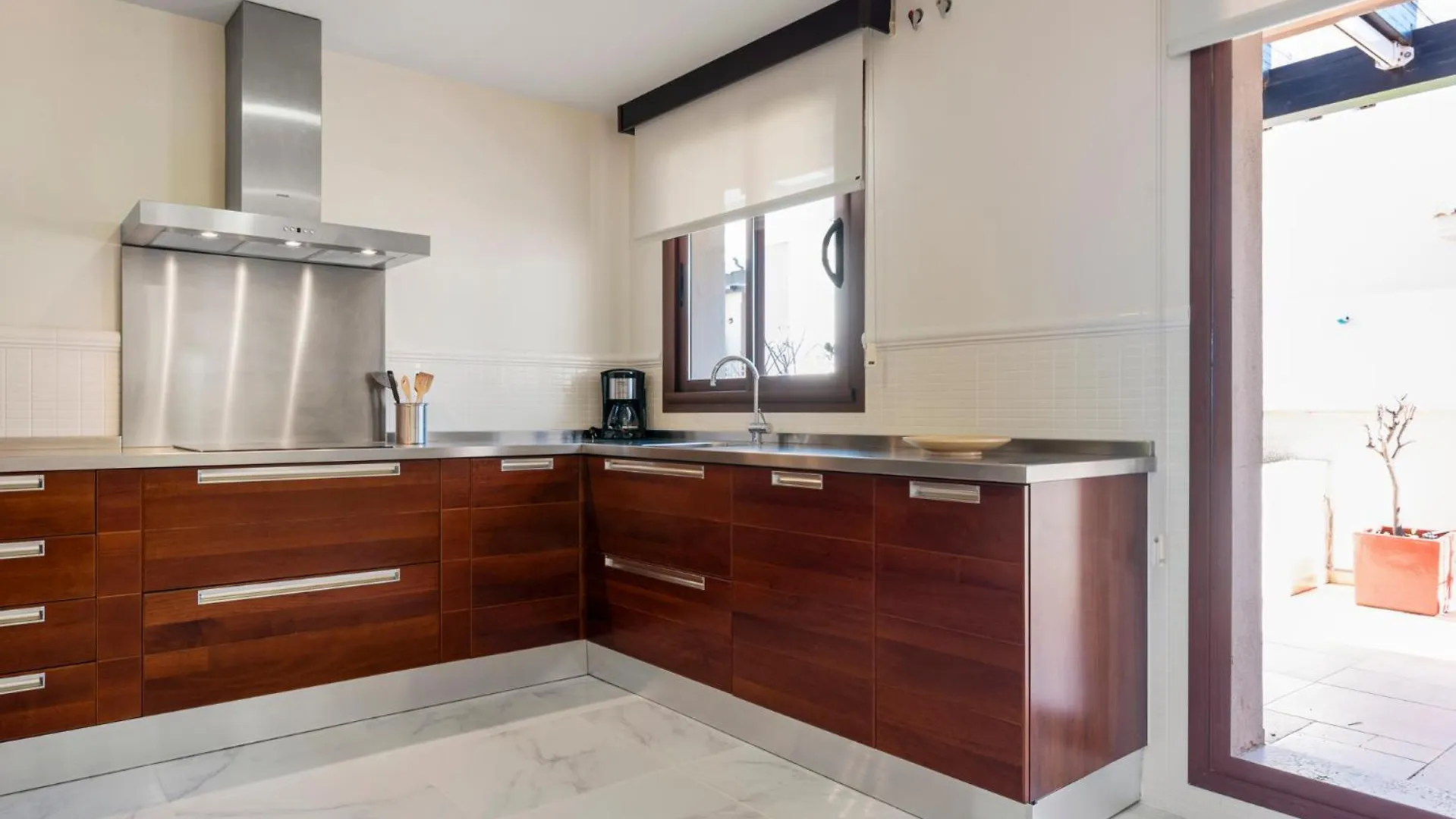 Stylish Apartment With Pool In Marbella By Costarentals - Ref M51 0*,