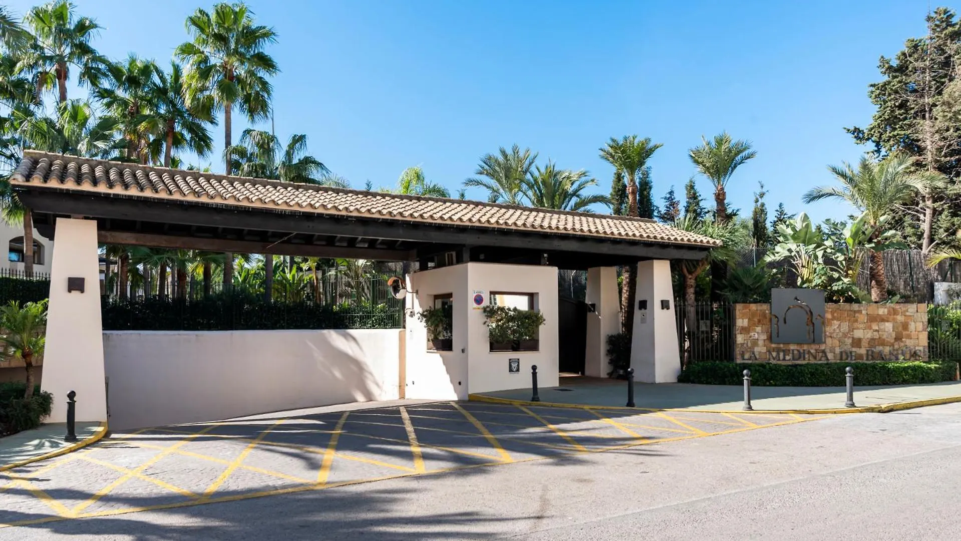 Stylish Apartment With Pool In Marbella By Costarentals - Ref M51