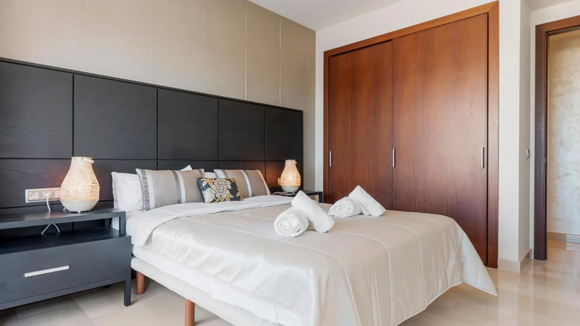 Stylish Apartment With Pool In Marbella By Costarentals - Ref M51
