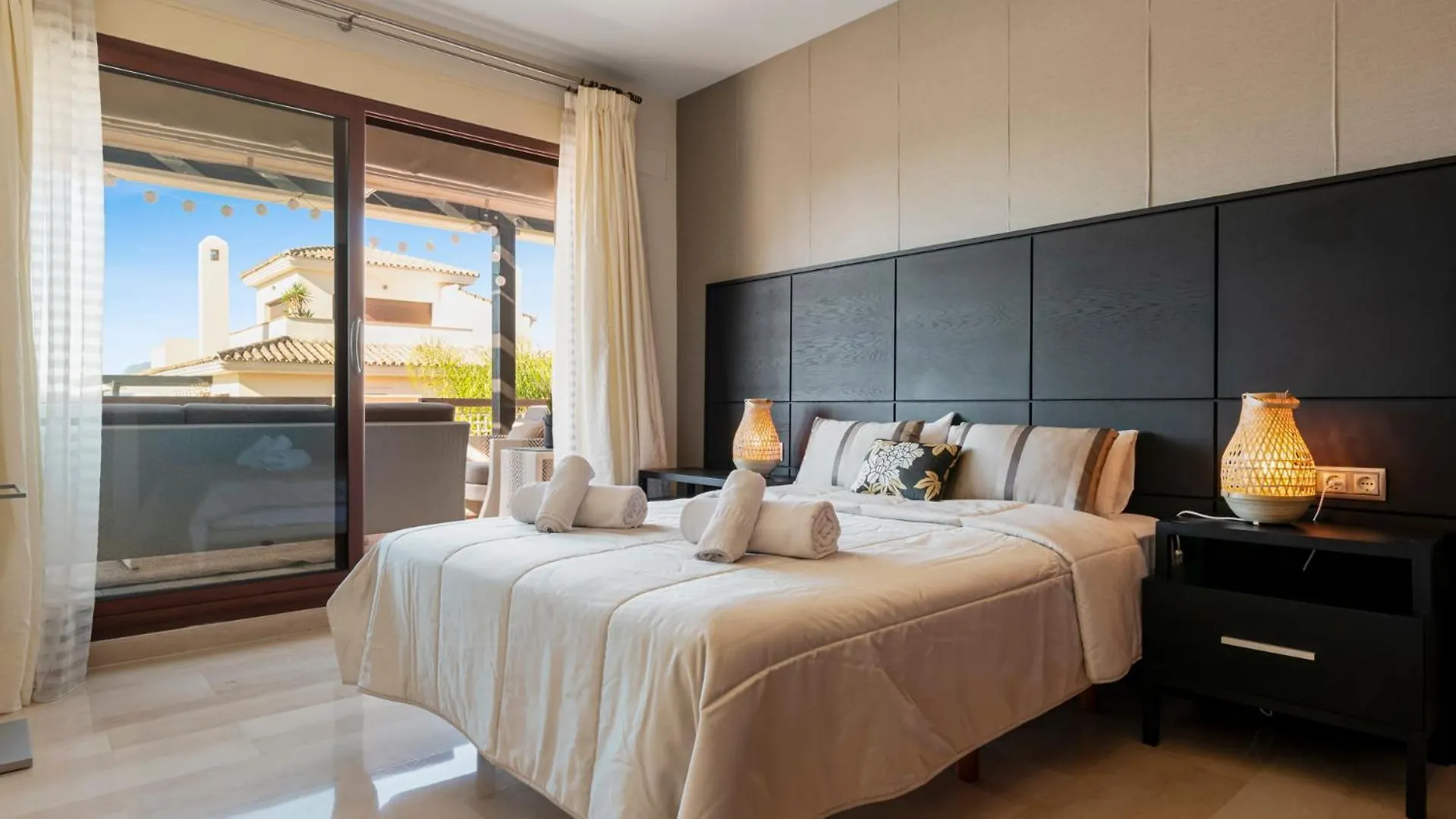 Stylish Apartment With Pool In Marbella By Costarentals - Ref M51